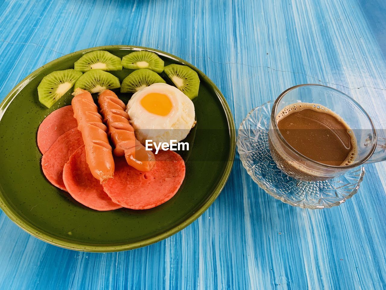 HIGH ANGLE VIEW OF MEAL SERVED ON TABLE