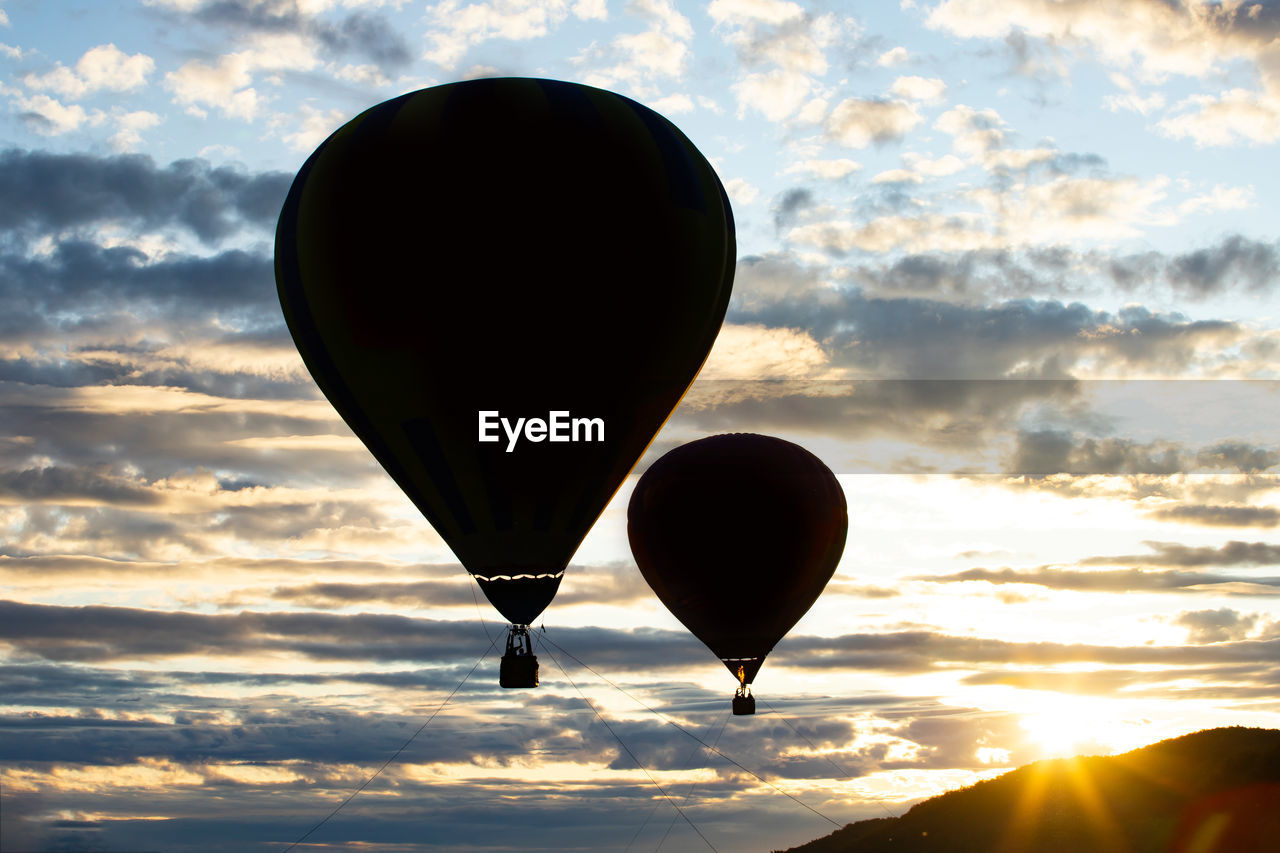 HOT AIR BALLOON FLYING IN SKY