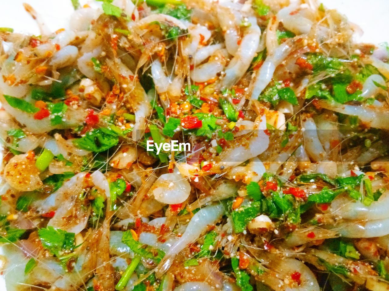 HIGH ANGLE VIEW OF FRESH FOOD