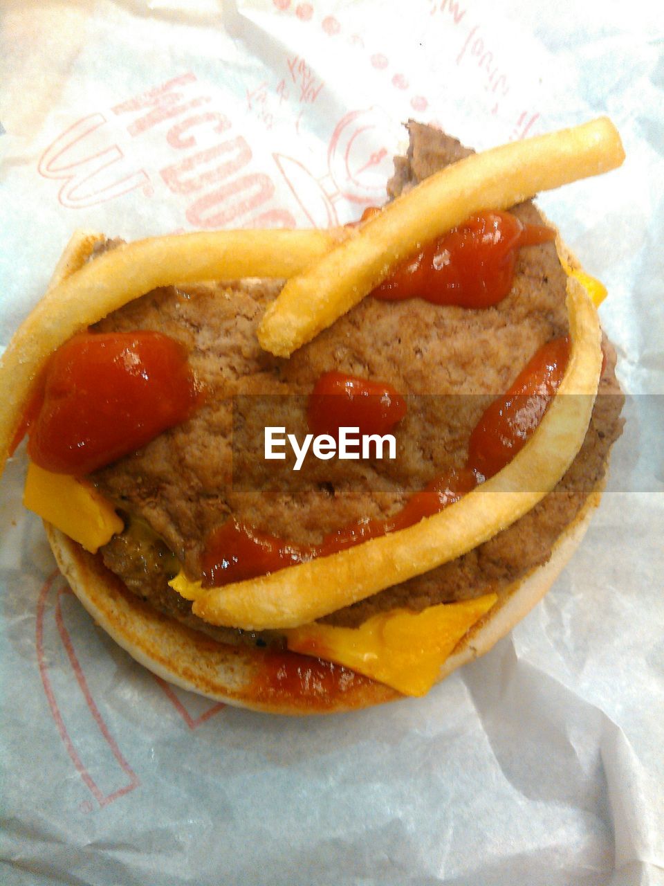 CLOSE-UP OF SERVED FOOD