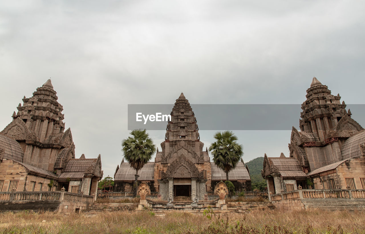 TEMPLE AGAINST BUILDINGS