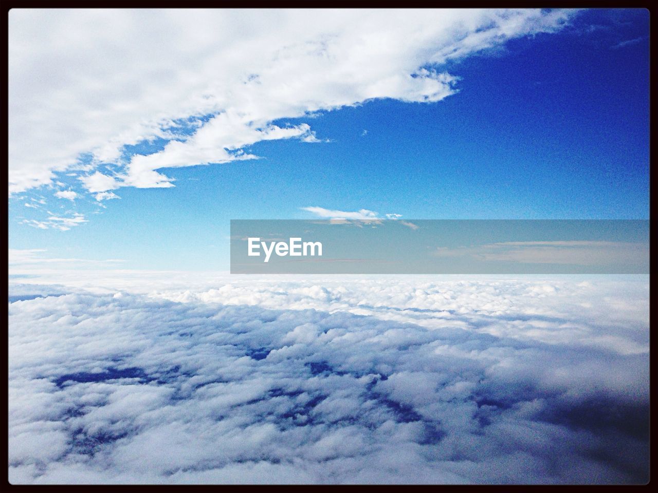 SCENIC VIEW OF LANDSCAPE AGAINST CLOUDY SKY