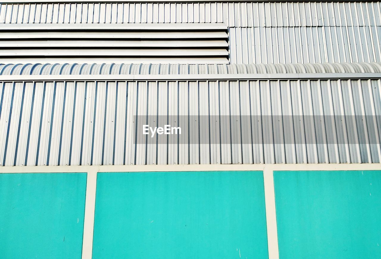 FULL FRAME OF BUILDING