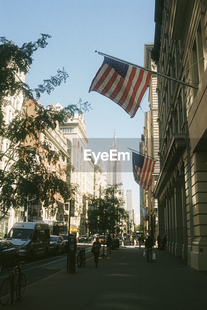 Street photography in on 35mm kodak gold 200 film in new york city.