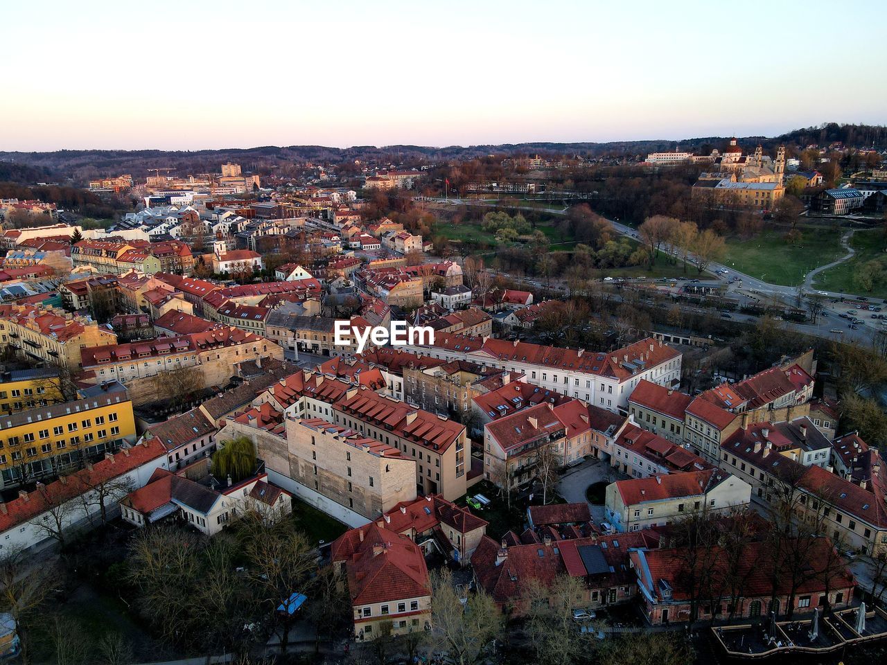 HIGH ANGLE SHOT OF TOWNSCAPE AGAINST CLEAR SKY