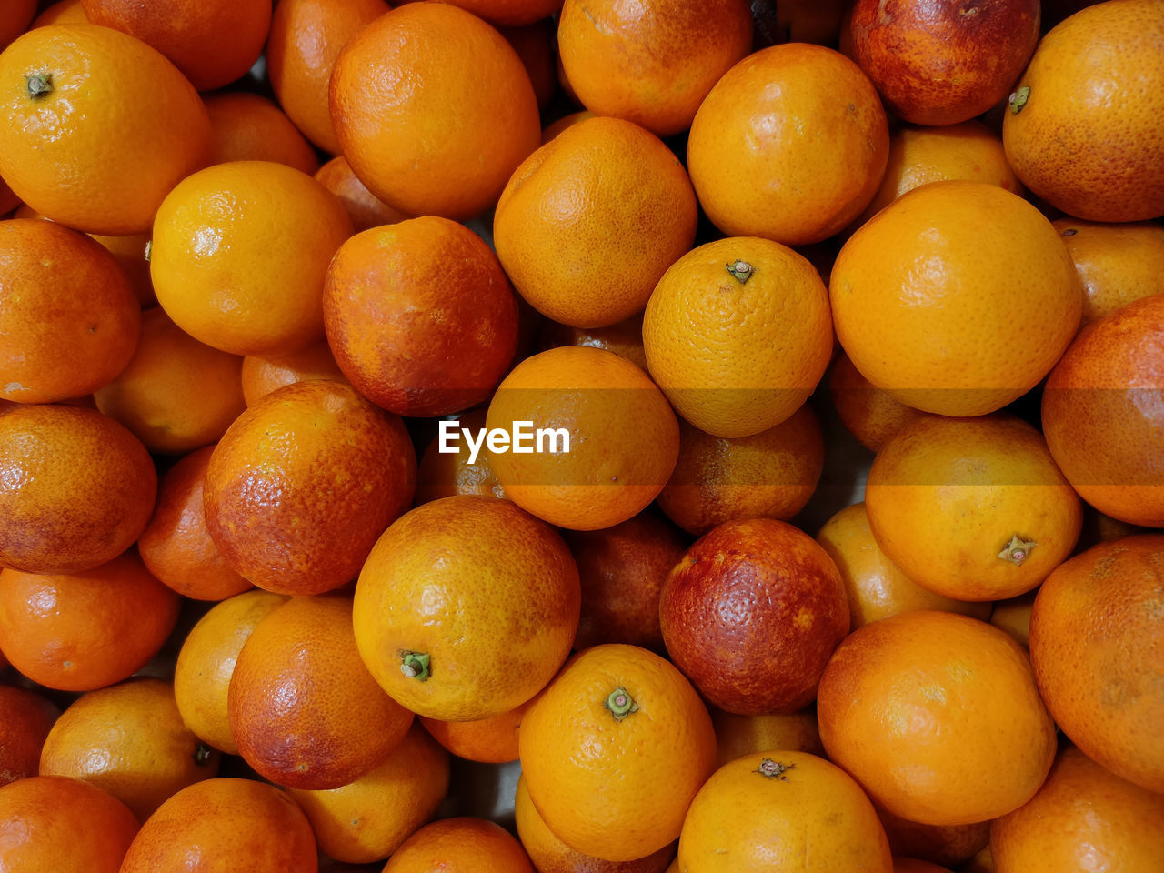 food and drink, healthy eating, food, fruit, wellbeing, freshness, abundance, citrus fruit, large group of objects, produce, orange color, orange, tangerine, citrus, backgrounds, clementine, plant, grapefruit, full frame, no people, calamondin, market, bitter orange, organic, close-up, retail, agriculture, market stall, vegetarian food, for sale, outdoors, nature