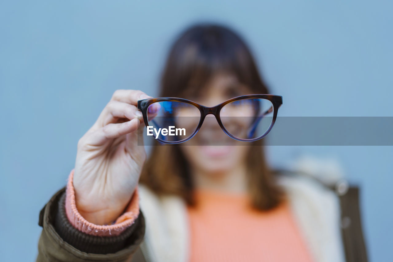 Woman wearing eyeglasses