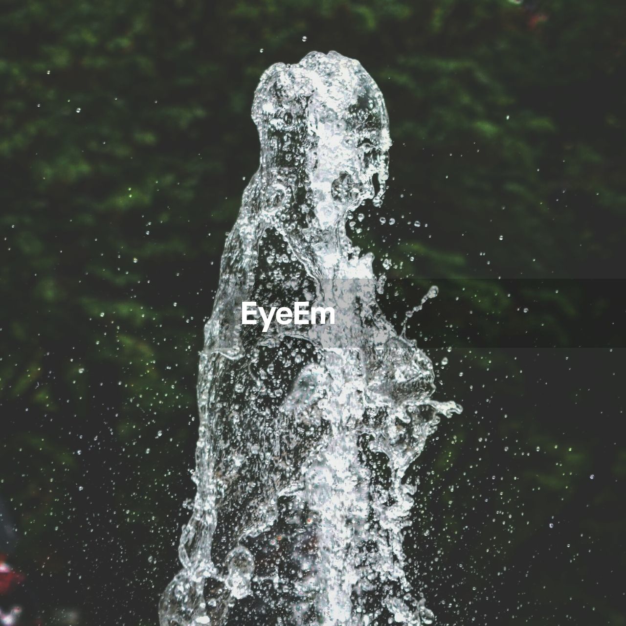 WATER SPLASHING IN FOUNTAIN