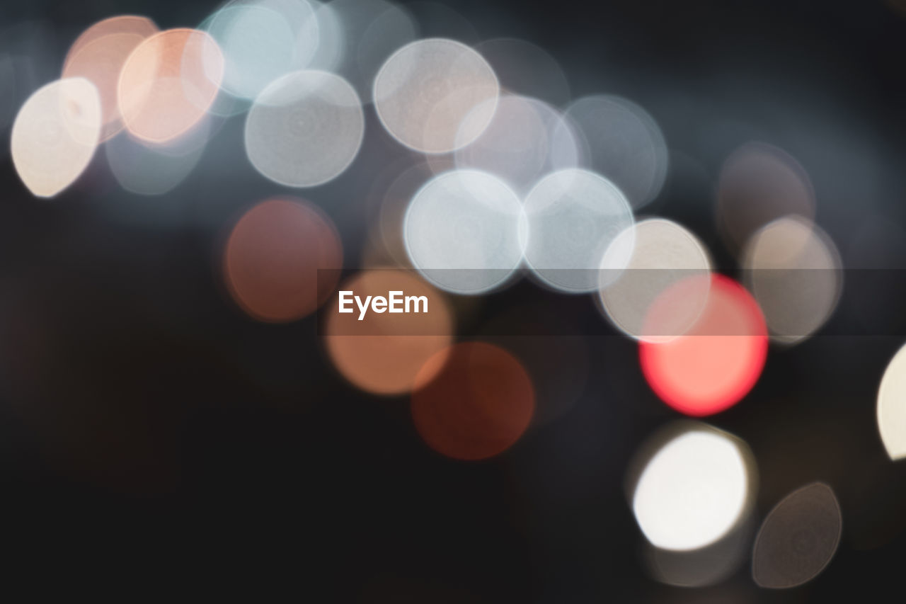 DEFOCUSED LIGHTS