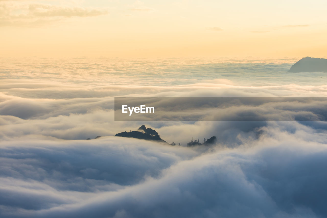 Scenic view of cloudscape against sky during sunset