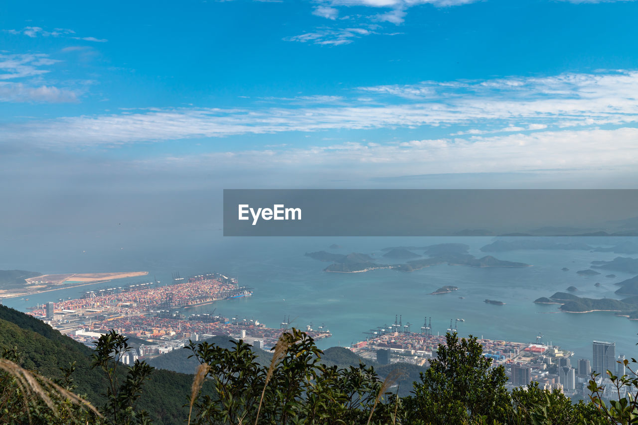 AERIAL VIEW OF CITY BY SEA