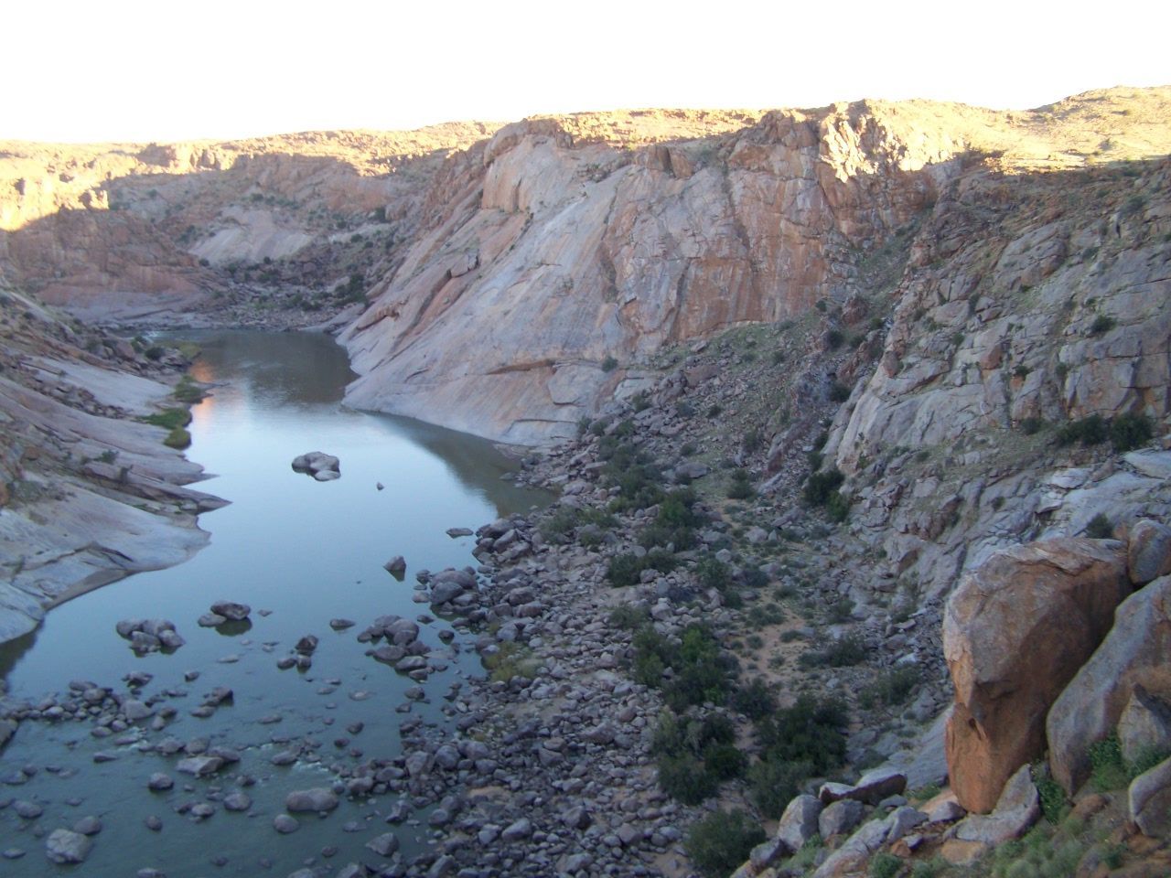 HIGH ANGLE VIEW OF A LANDSCAPE WITH A MOUNTAIN