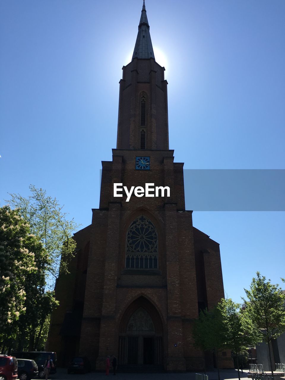 LOW ANGLE VIEW OF CHURCH TOWER