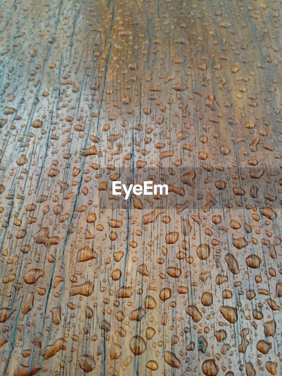 FULL FRAME SHOT OF WOOD PATTERN ON WOODEN FLOOR