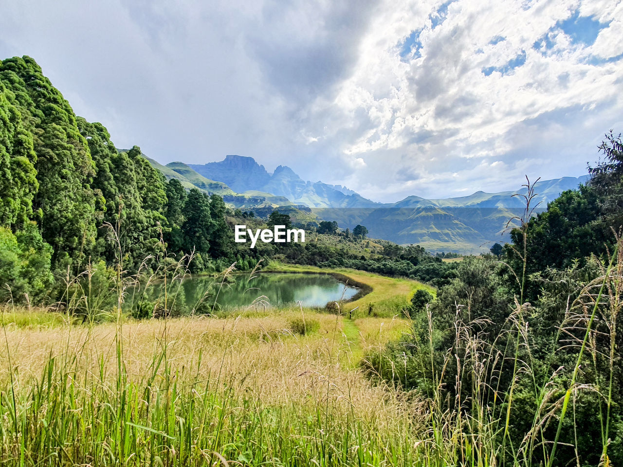 Scenic view of lake landscape against sky