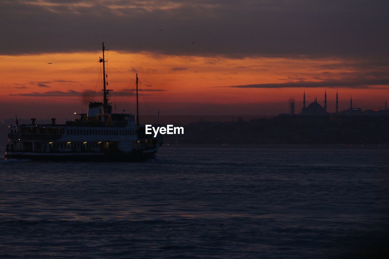  view hagia sophia mosque sailboats sailing in sea against sky during sunset