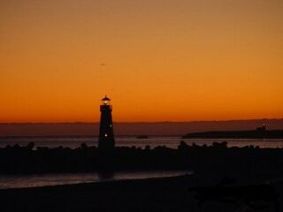 VIEW OF SEA AT SUNSET