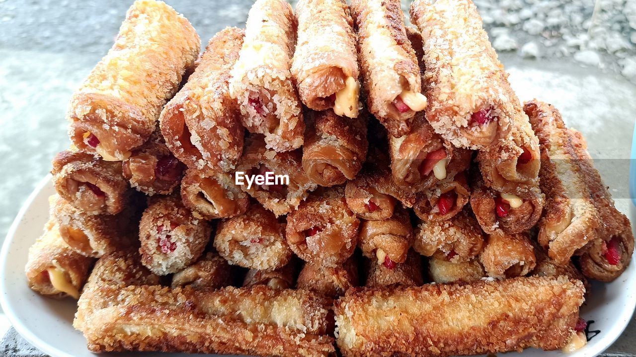 close-up of bread in plate