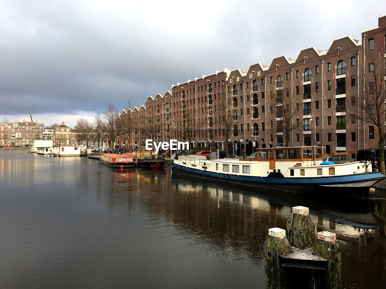 BOATS MOORED AT CITY