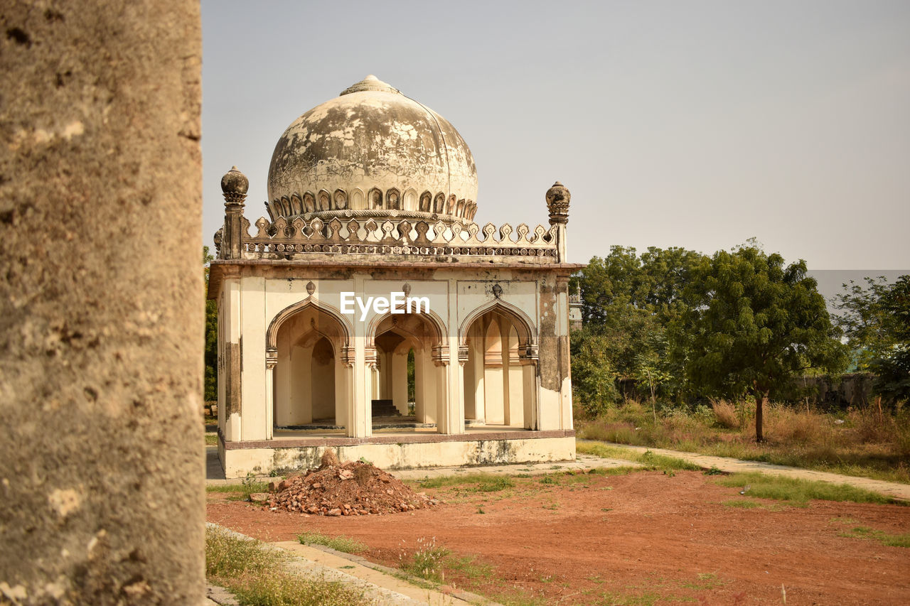 VIEW OF HISTORICAL BUILDING