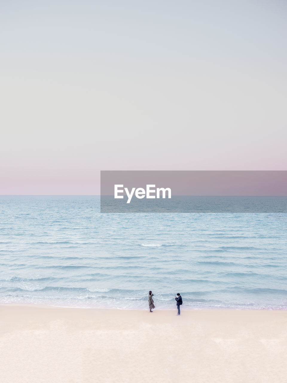 Beautiful sea and couple