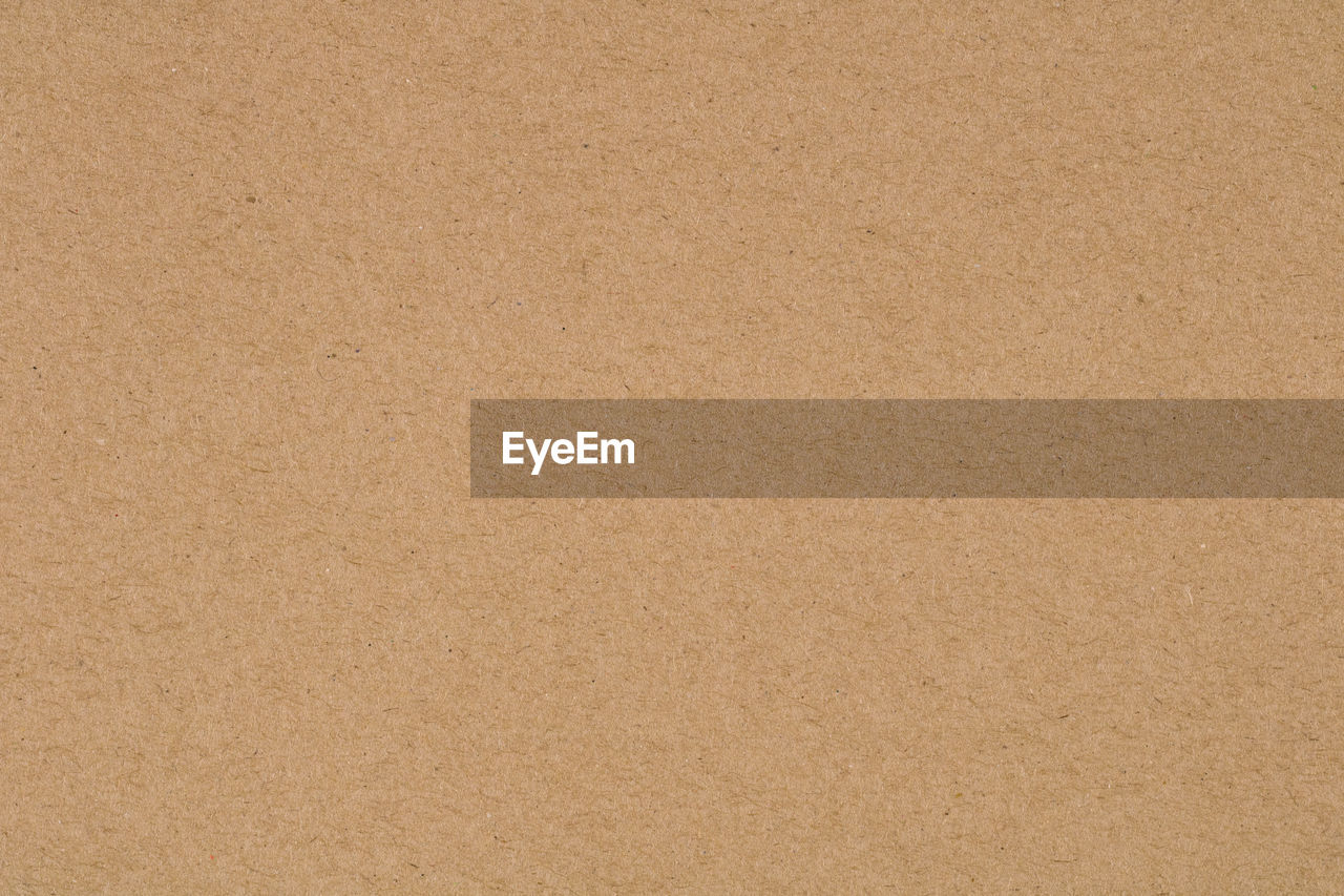 FULL FRAME SHOT OF EMPTY PAPER WITH BOX