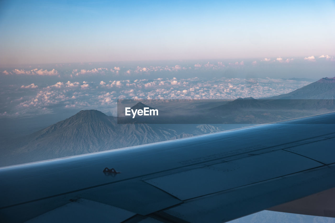 AERIAL VIEW OF LANDSCAPE AGAINST SKY