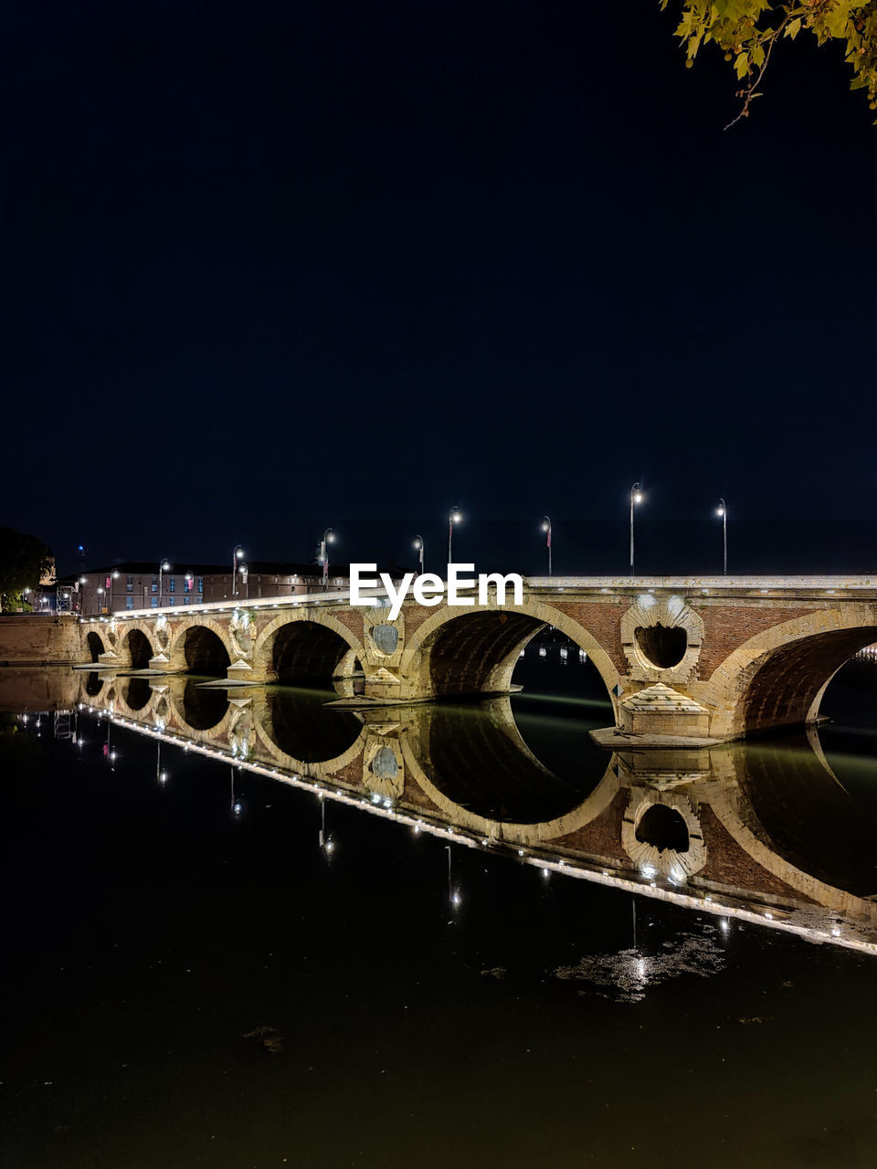 night, reflection, bridge, architecture, illuminated, light, darkness, built structure, water, transportation, no people, nature, sky, city, outdoors, copy space, evening, river, travel destinations