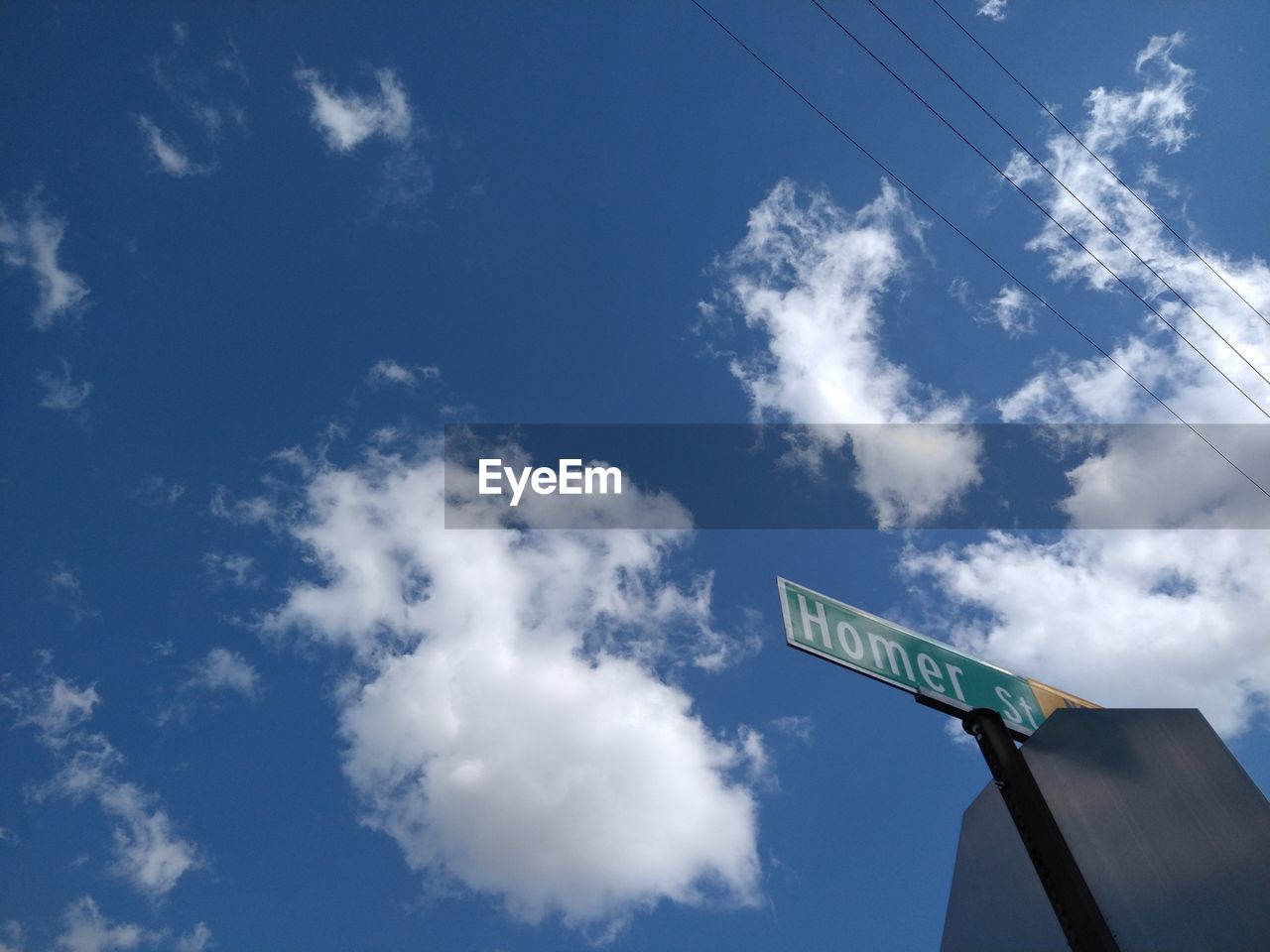 A street corner in elyria, ohio, usa