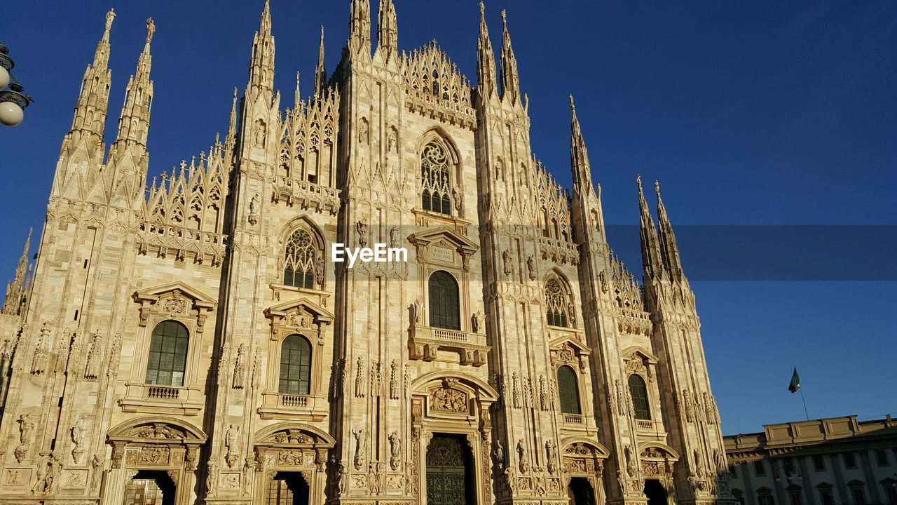 LOW ANGLE VIEW OF CATHEDRAL AGAINST CLEAR SKY