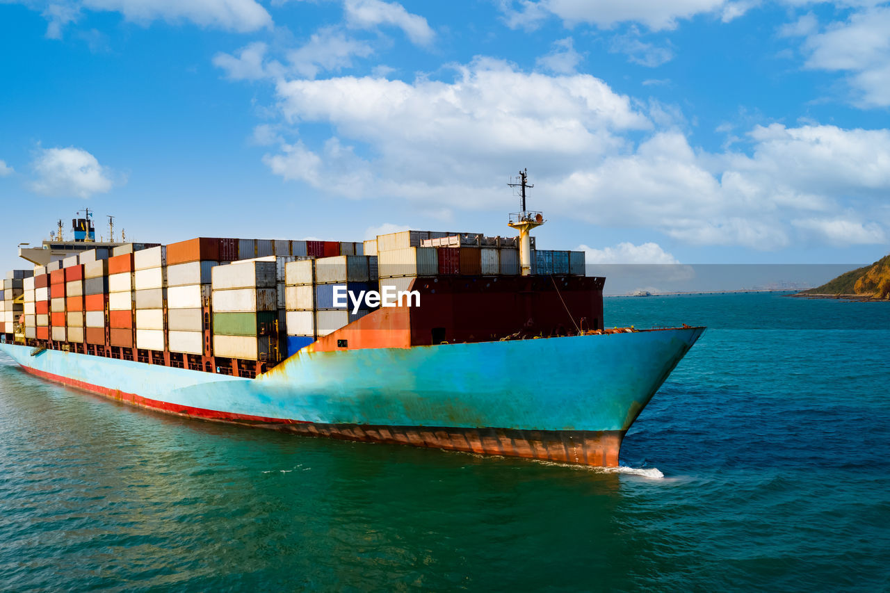 Shipping cargo containers businesses services import and export international transportation 