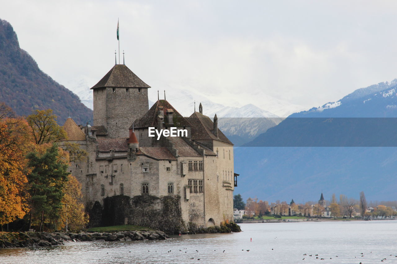 Chillon castle is an island castle located on lake geneva, in the canton of vaud.