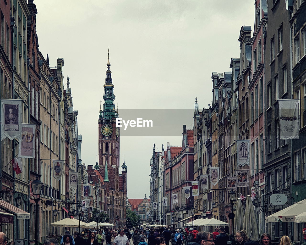 PANORAMIC VIEW OF CITY BUILDINGS