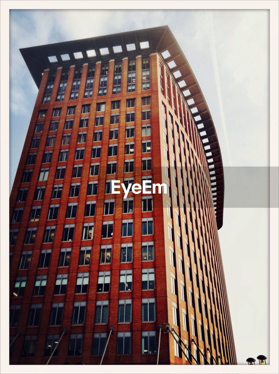 LOW ANGLE VIEW OF MODERN BUILDINGS