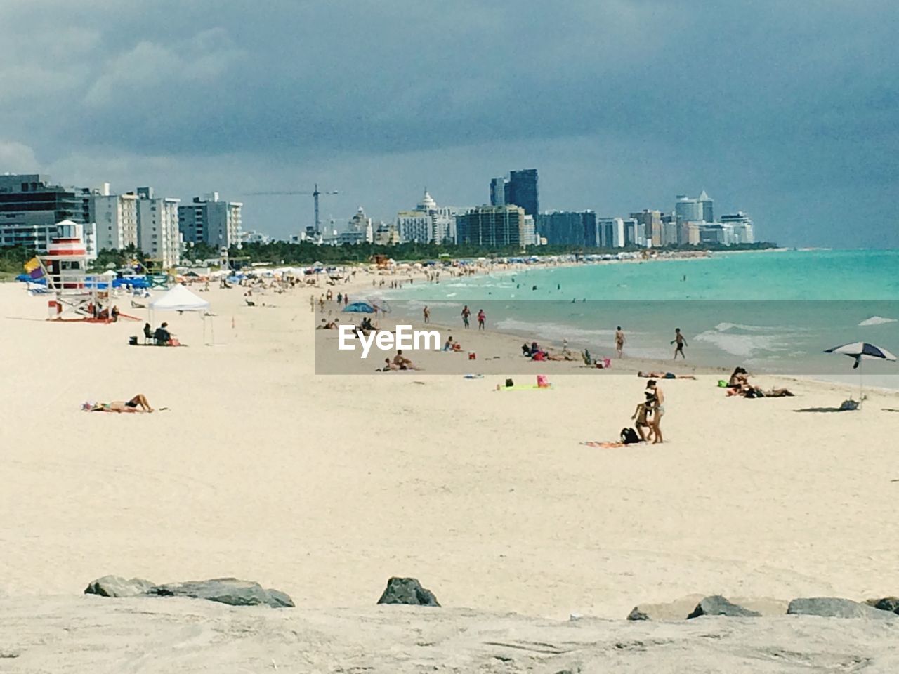 PANORAMIC VIEW OF BEACH