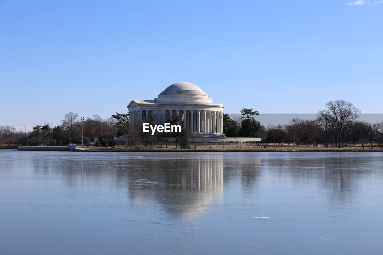 VIEW OF BUILDING AGAINST CLEAR SKY