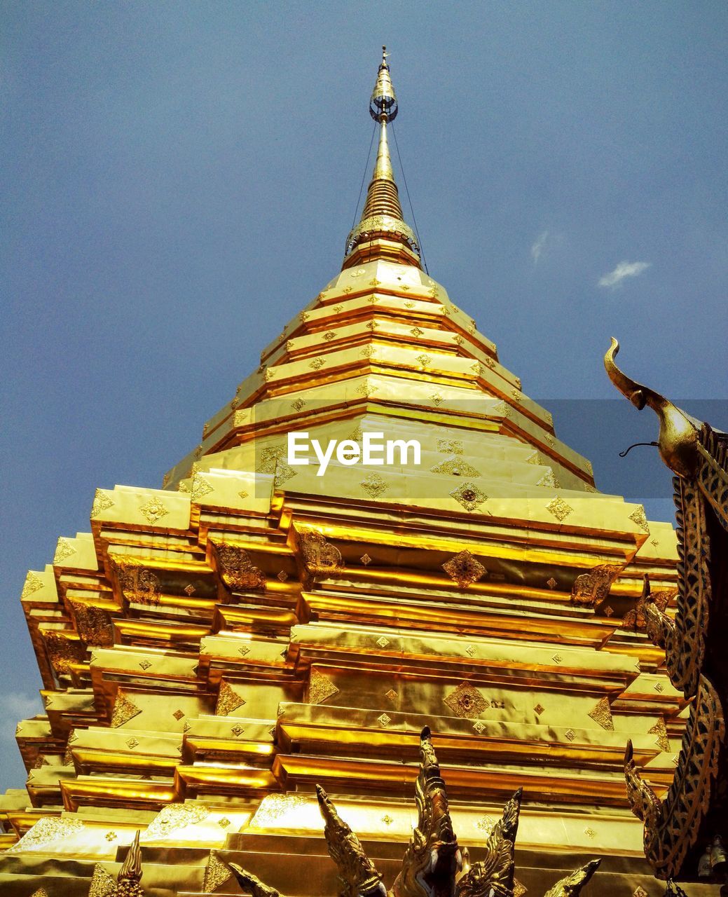 LOW ANGLE VIEW OF TEMPLE TEMPLE