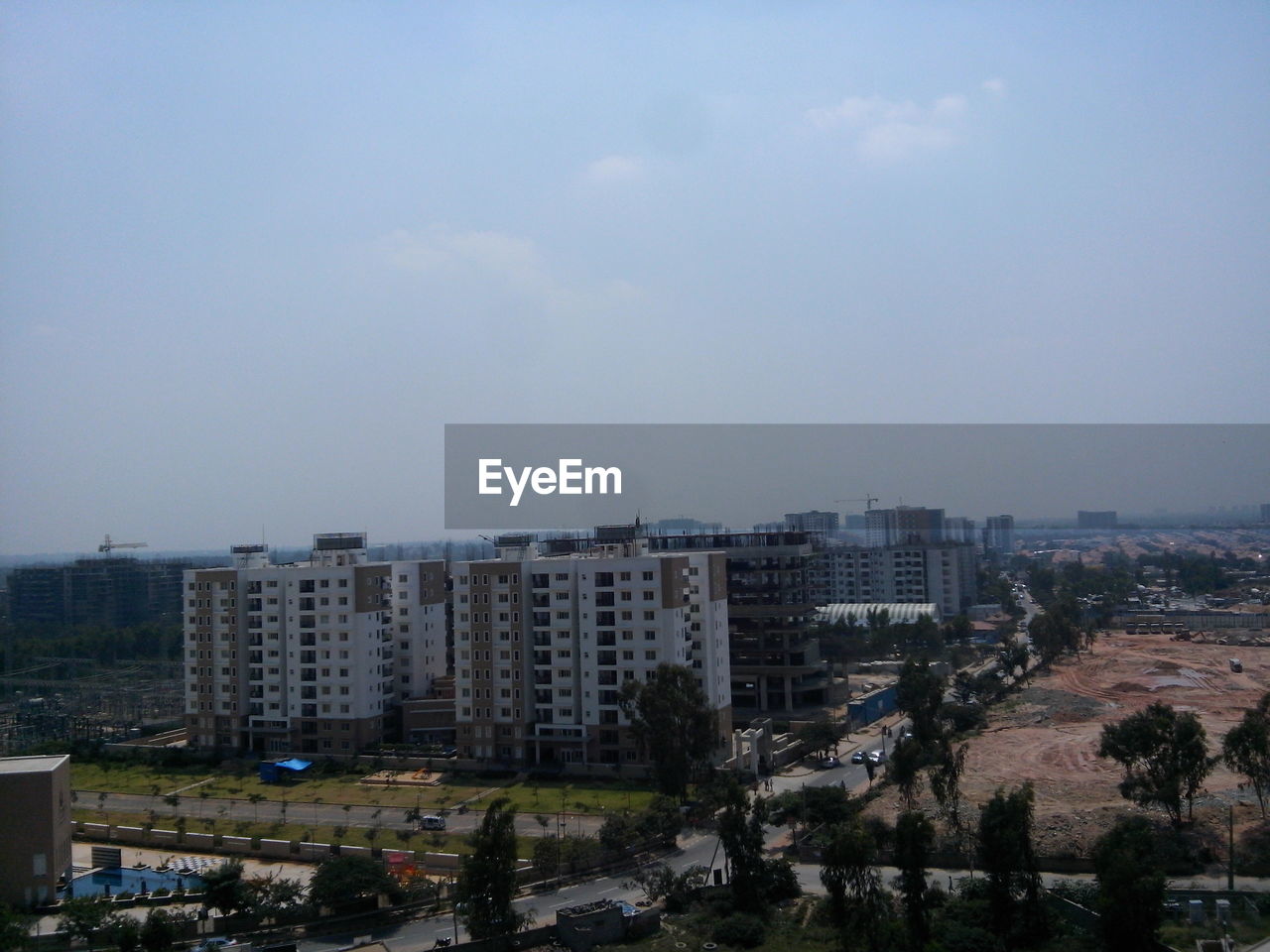 HIGH ANGLE VIEW OF SKYSCRAPERS IN CITY