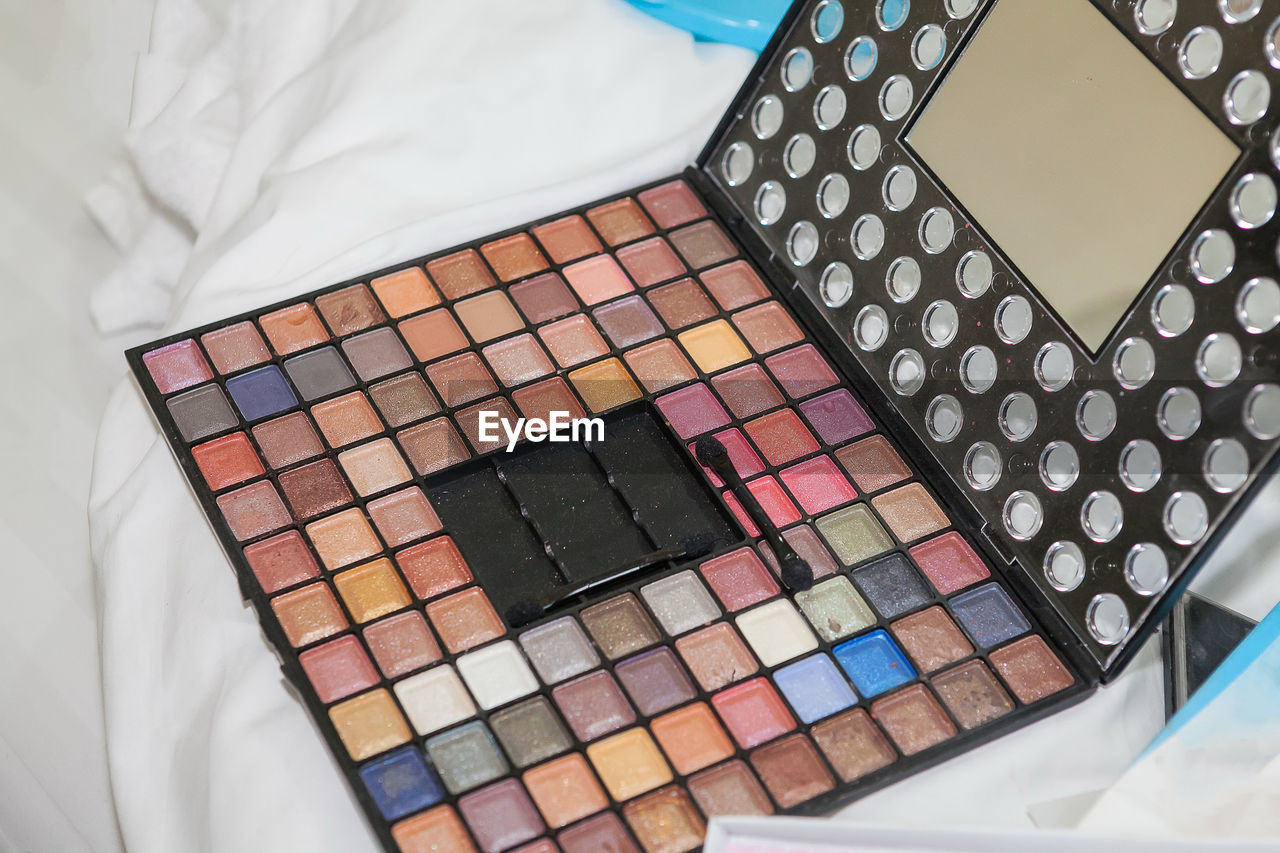 Eye shadow with make up