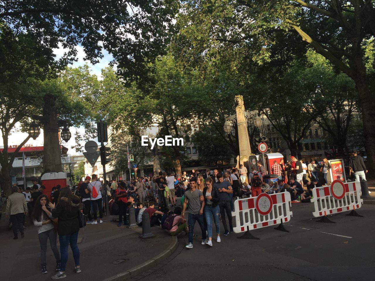 PEOPLE WALKING IN PARK