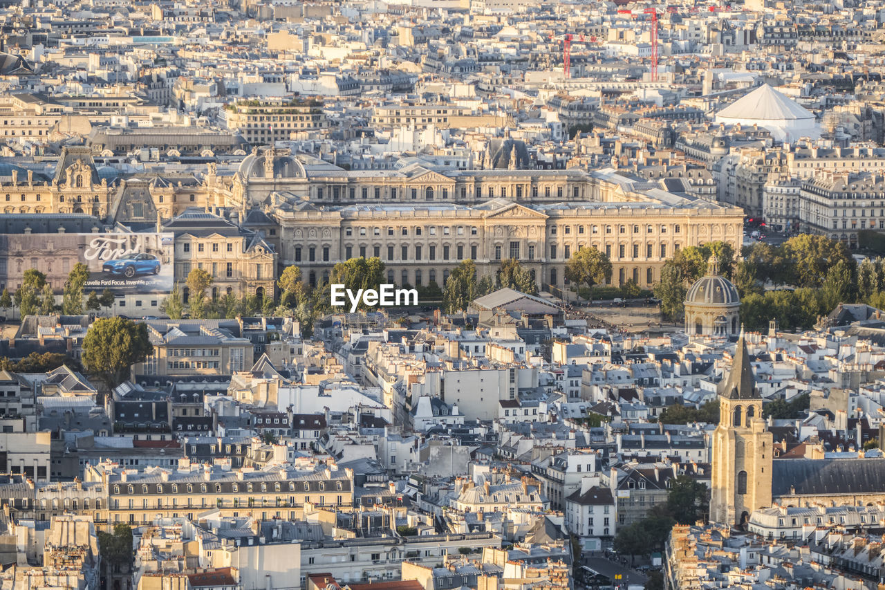 Aerial view of the center of paris