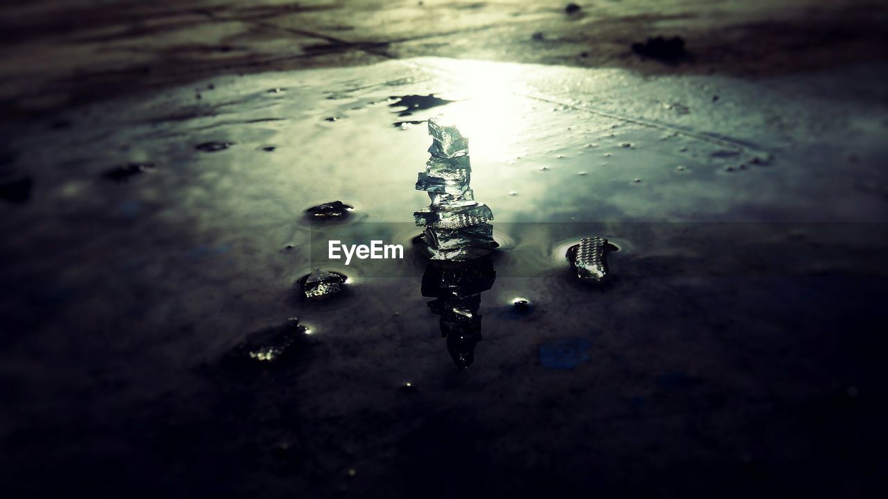 CLOSE UP OF WATER IN SHALLOW