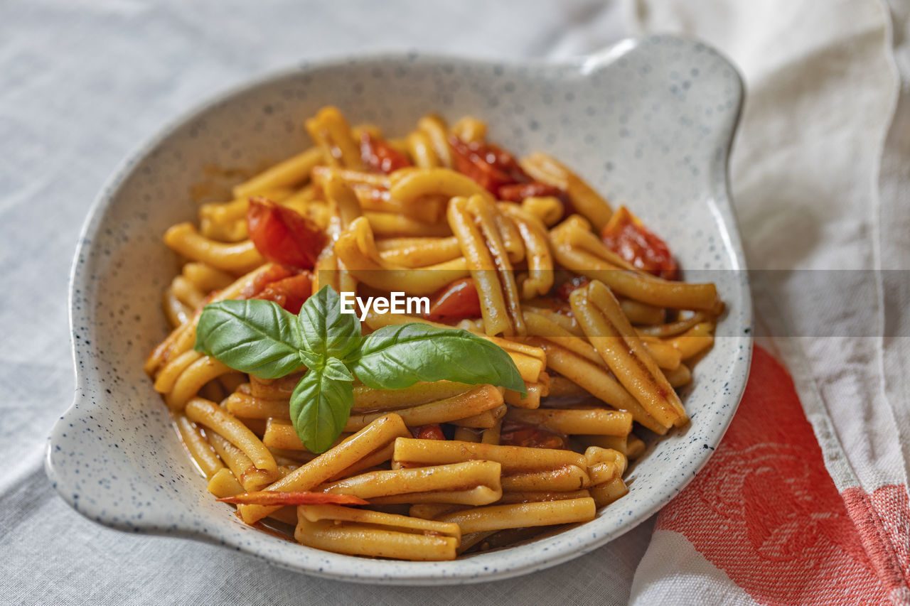 food and drink, food, fast food, dish, italian food, cuisine, produce, vegetable, healthy eating, freshness, pasta, herb, indoors, no people, studio shot, wellbeing, meal, raw potato, basil, fried, high angle view, close-up, savory food