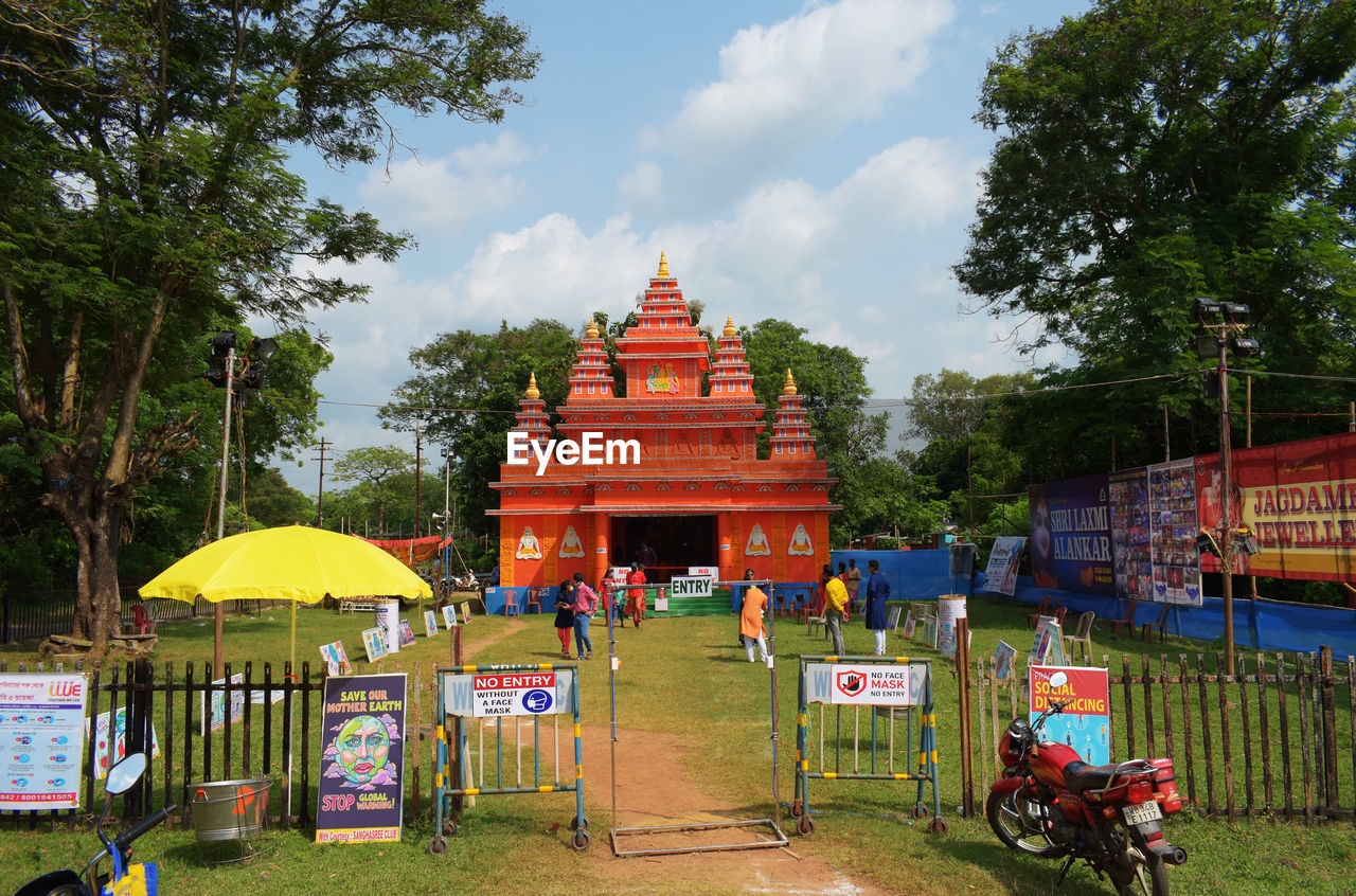 TEMPLE AGAINST BUILDING