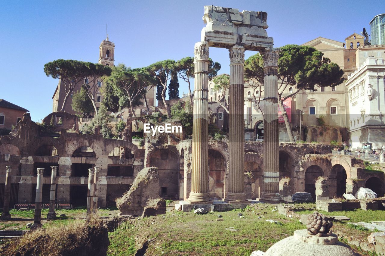 TEMPLE AGAINST BUILDINGS