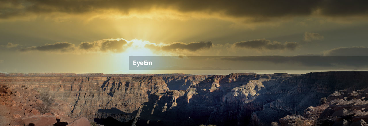 PANORAMIC VIEW OF ROCK FORMATION AGAINST SKY