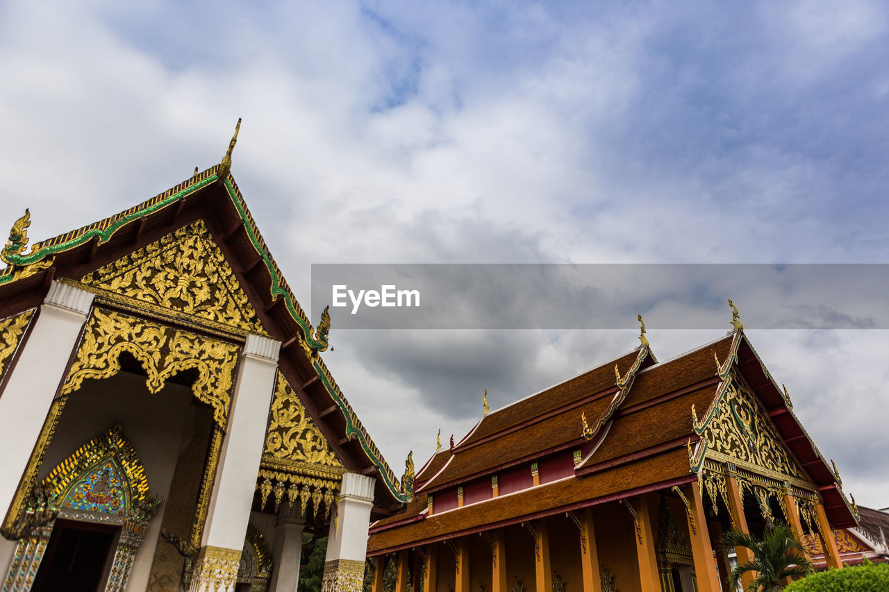 LOW ANGLE VIEW OF TEMPLE BUILDING