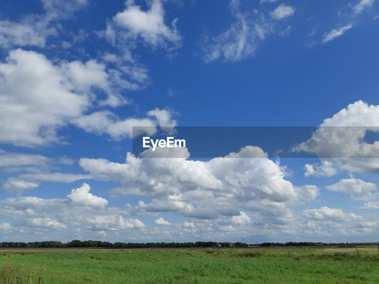 SCENIC VIEW OF LAND AGAINST SKY