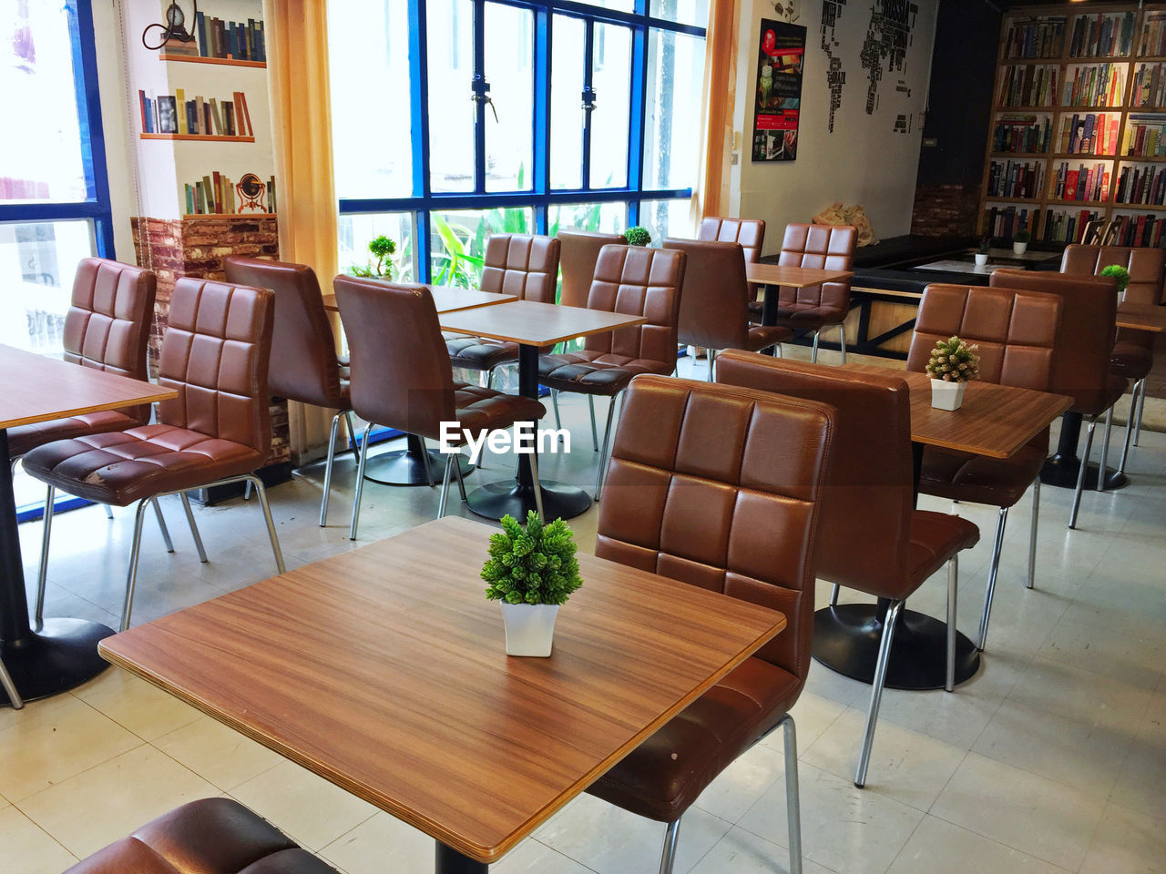 CHAIRS AND TABLE IN CAFE