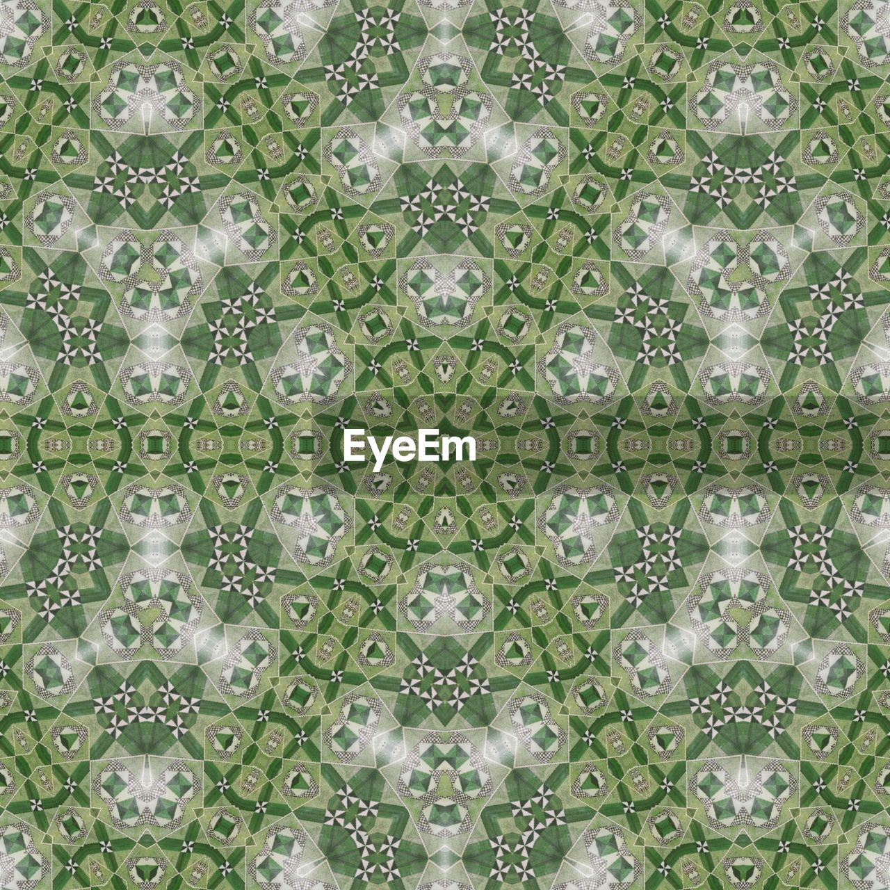 FULL FRAME SHOT OF PATTERNED PATTERN ON FLOOR